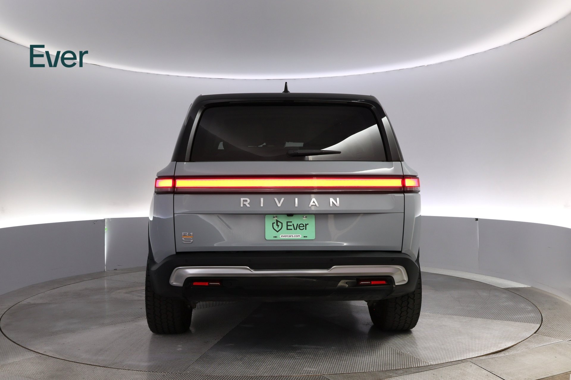 Used 2023 Rivian R1S Adventure Quad AWD/4WD image 15