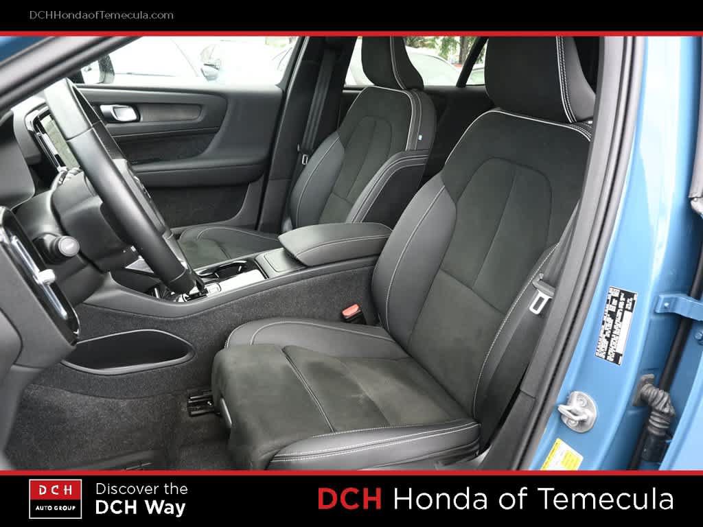 Used 2023 Volvo C40 P8 Recharge Ultimate w/ Protection Package Premier AWD/4WD image 18