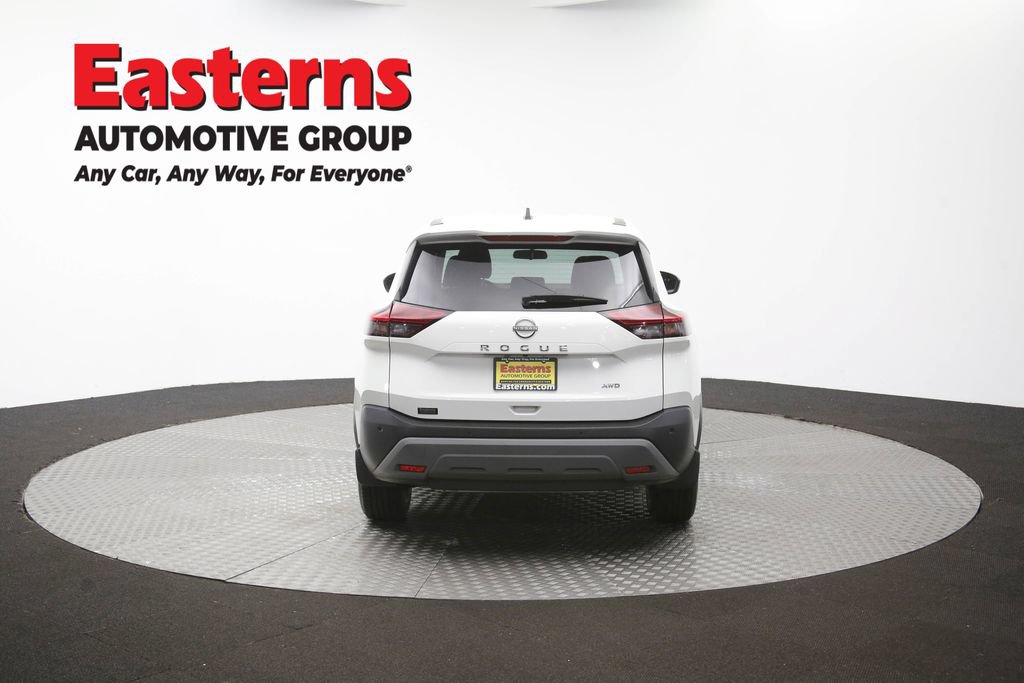 Used 2023 Nissan Rogue S AWD/4WD image 37