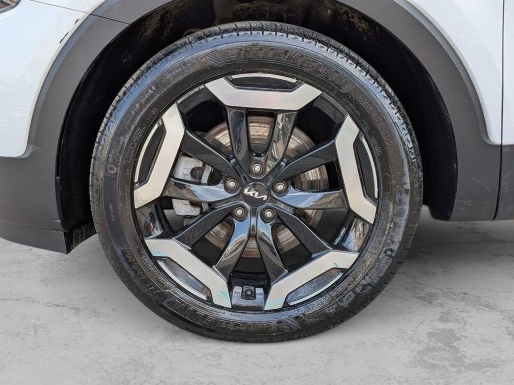 Certified 2023 Kia Telluride EX w/ EX Captain's Chair Package image 34