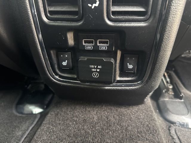 Used 2014 Dodge Durango R/T w/ Trailer Tow Group IV image 20