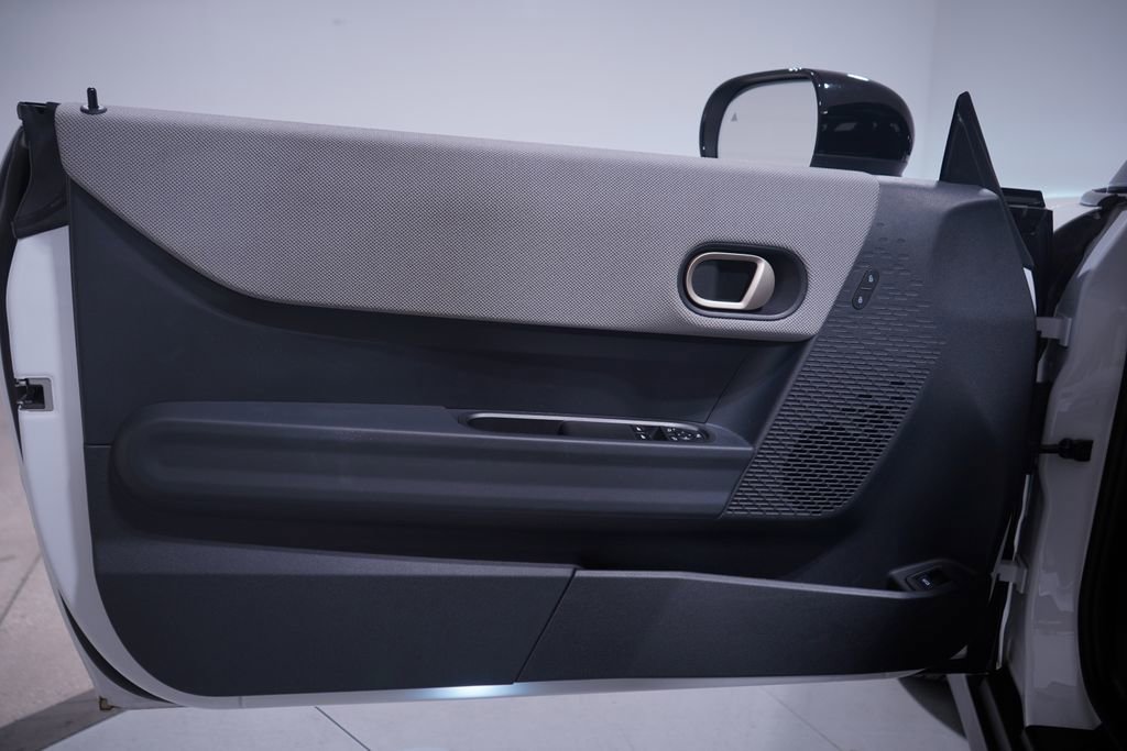 Used 2025 MINI Cooper S image 13