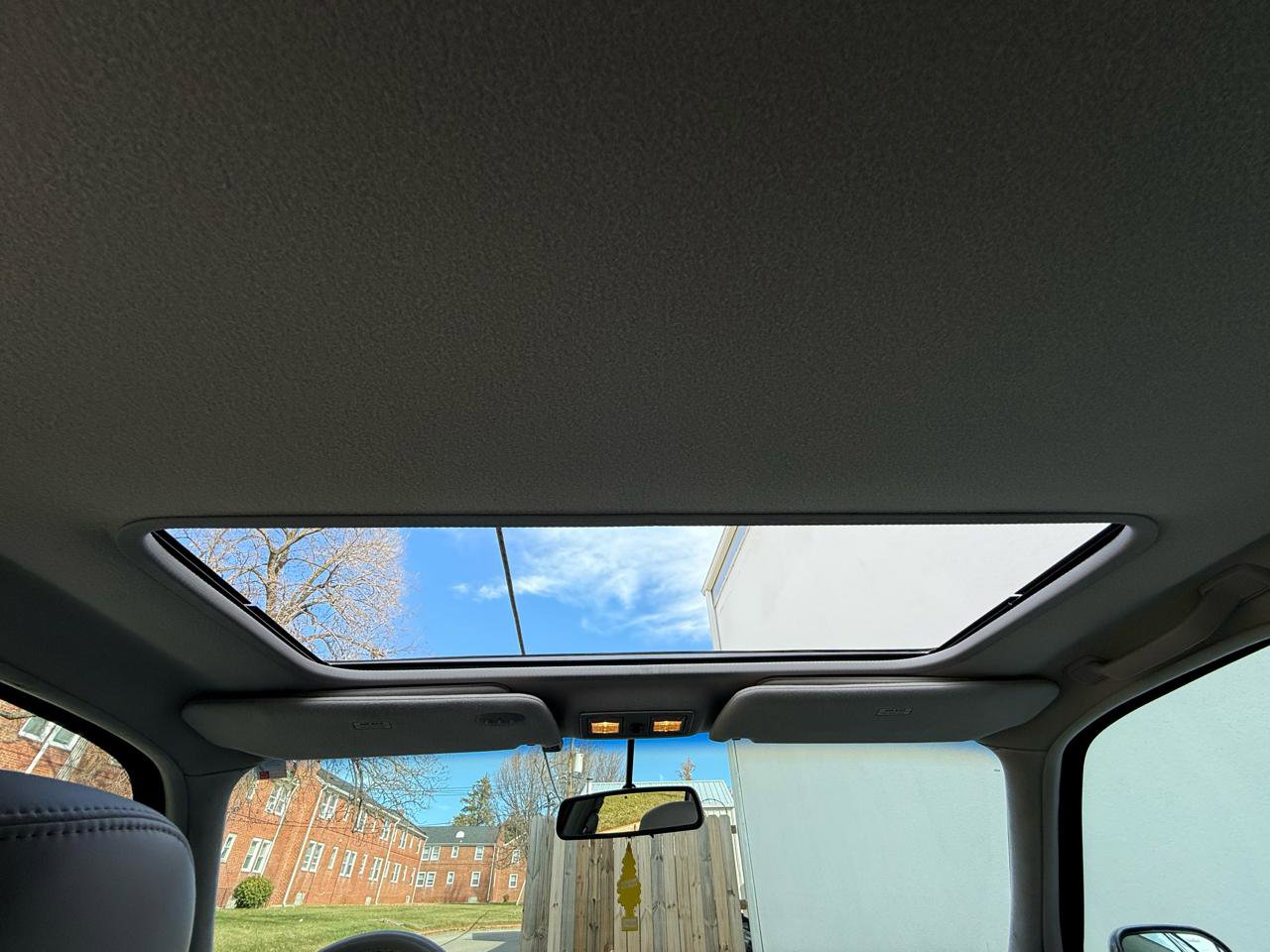 Used 1995 Lincoln Town Car Cartier image 26