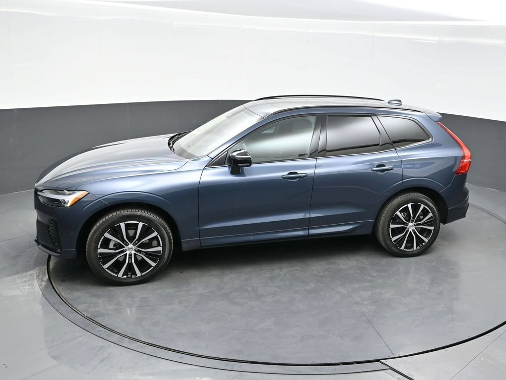 Used 2024 Volvo XC60 B5 Plus w/ Protection Package Premier AWD/4WD image 30