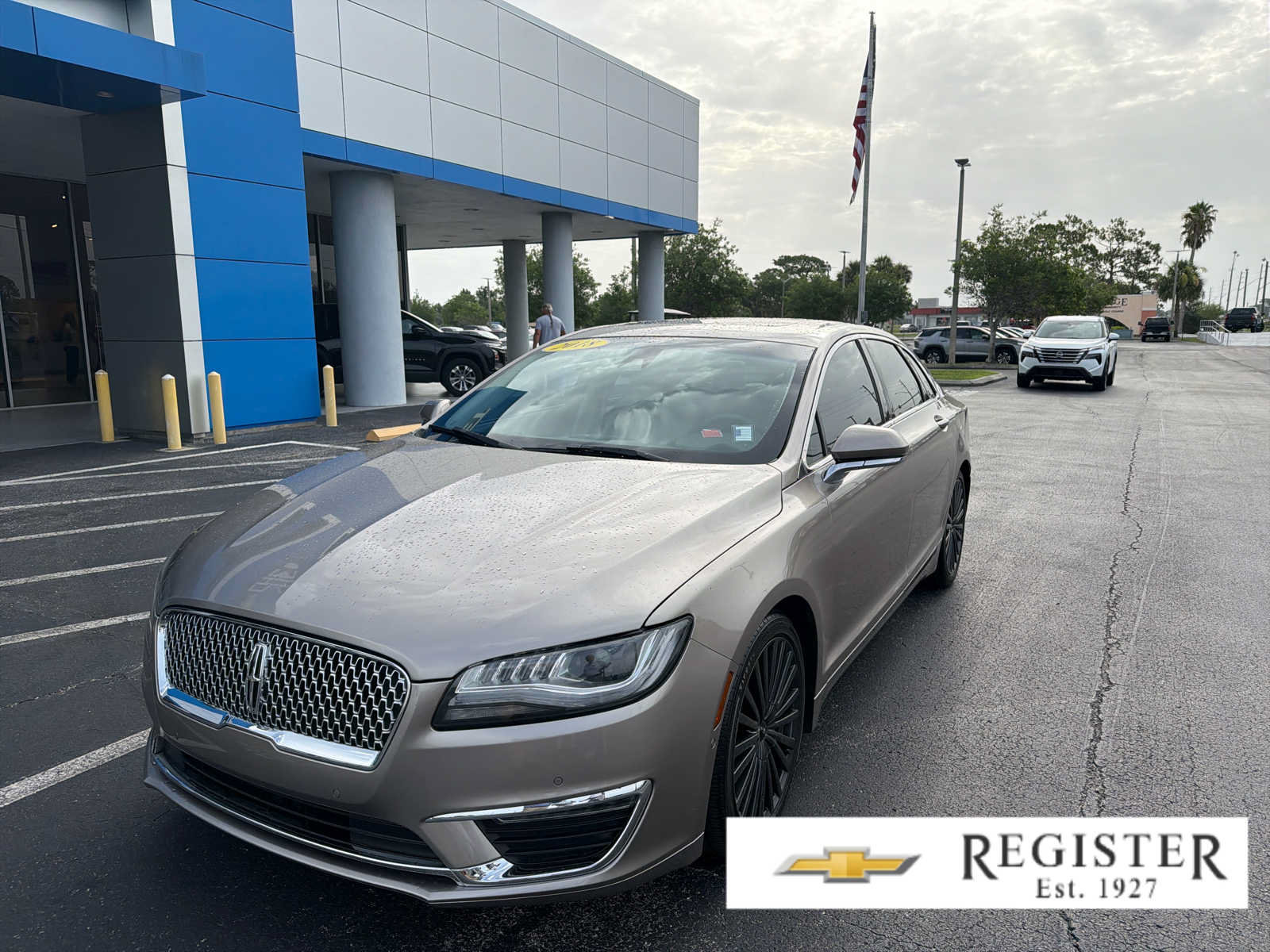 Used 2018 Lincoln MKZ Reserve w/ Technology Package FWD image 1