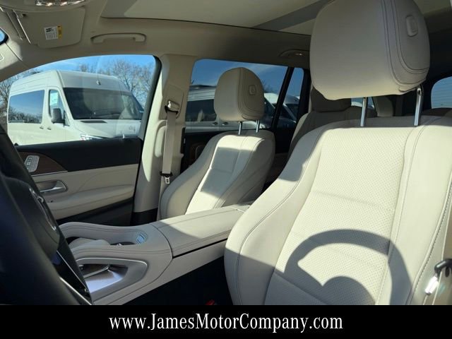 Certified 2026 Mercedes-Benz GLS 450 4MATIC image 14