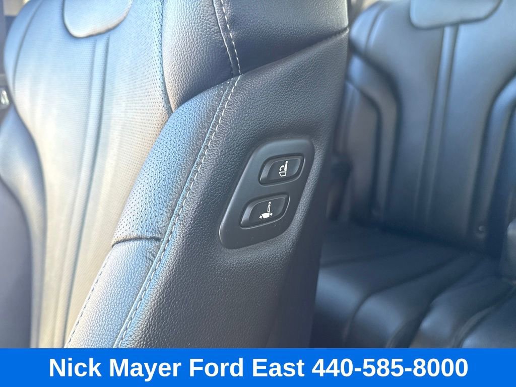 Used 2025 Genesis GV80 2.5T Standard image 25