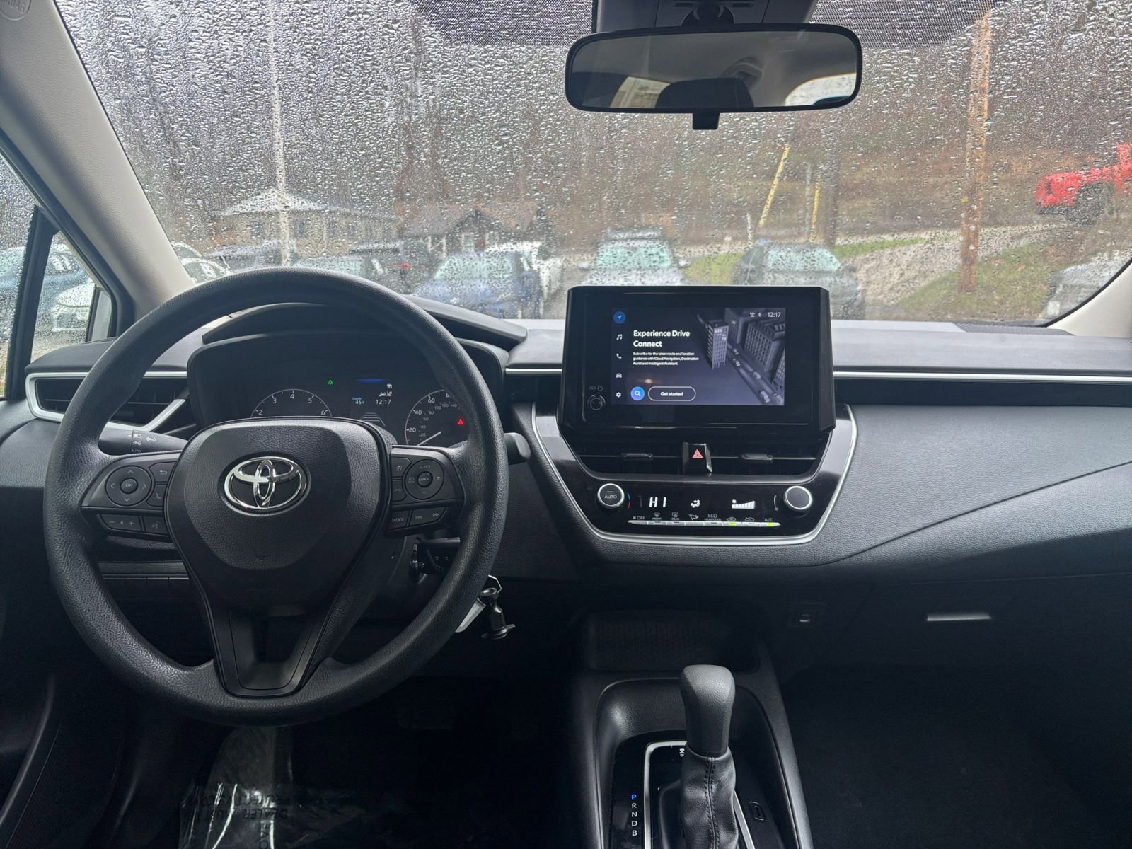 Used 2025 Toyota Corolla LE image 32