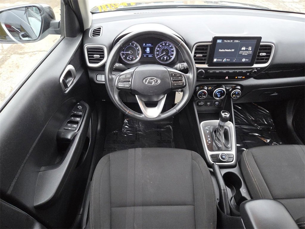 Used 2021 Hyundai Venue SEL w/ Cargo Package image 20