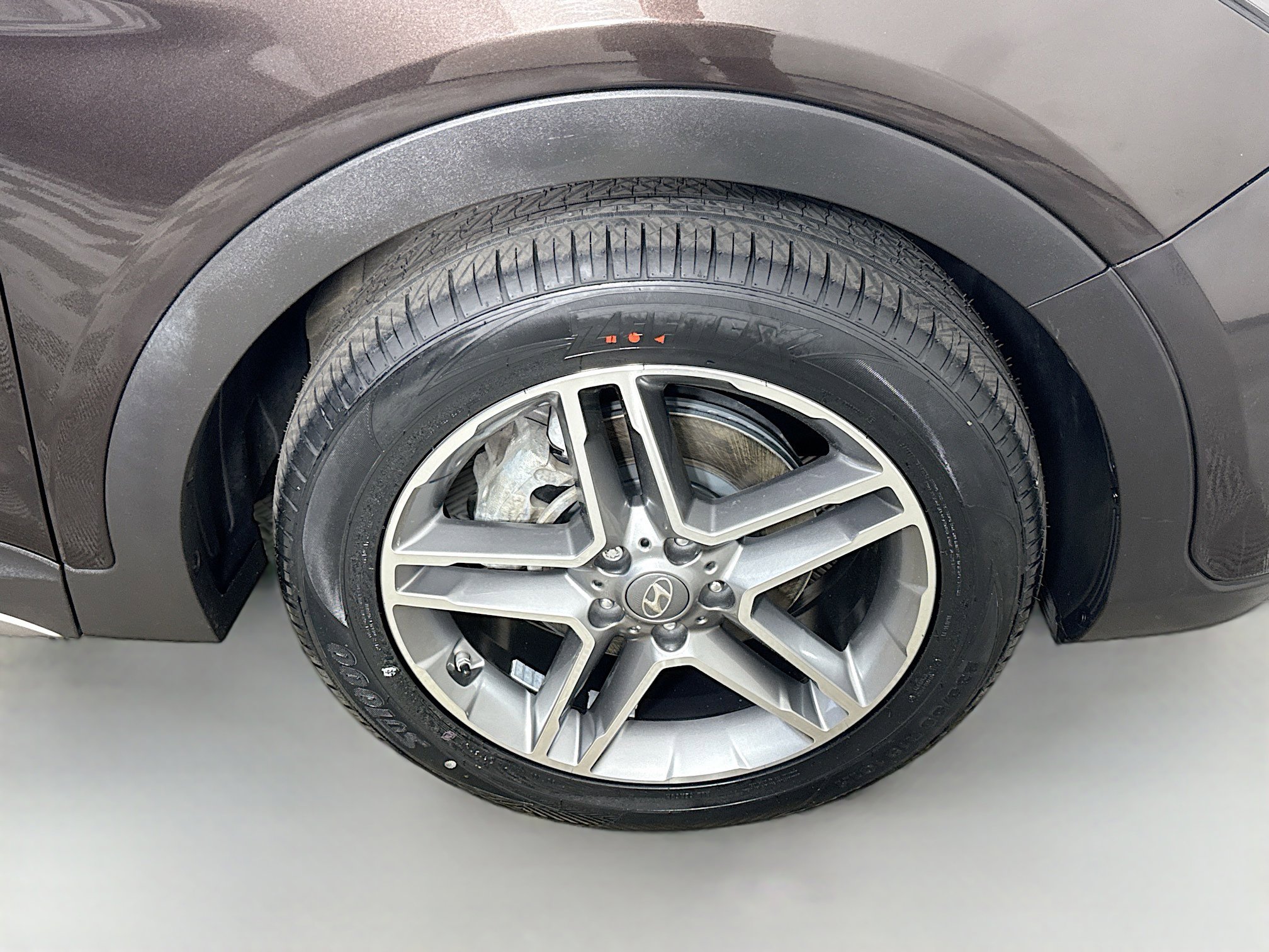 Used 2019 Hyundai Santa Fe XL image 32