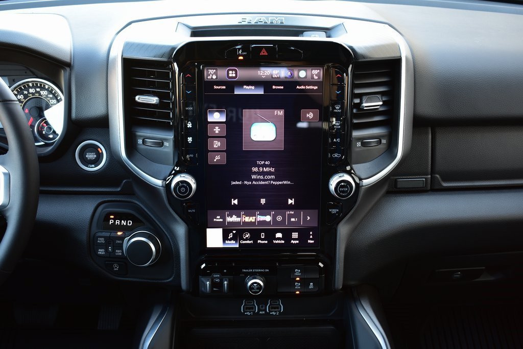New 2025 RAM 1500 Big Horn AWD/4WD image 28