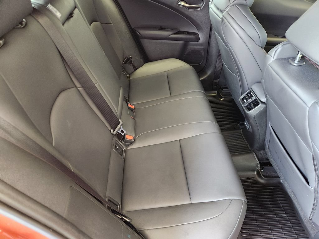 Certified 2023 Lexus UX 250h F Sport FWD image 31