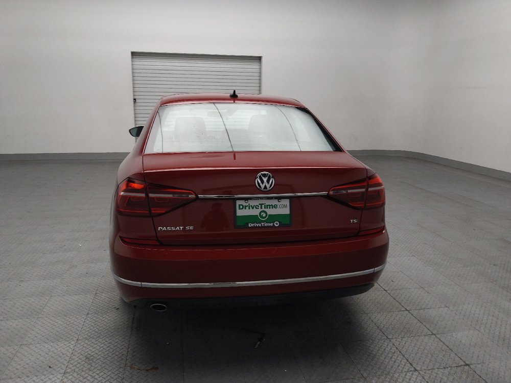 Used 2018 Volkswagen Passat 2.0T SE FWD image 6