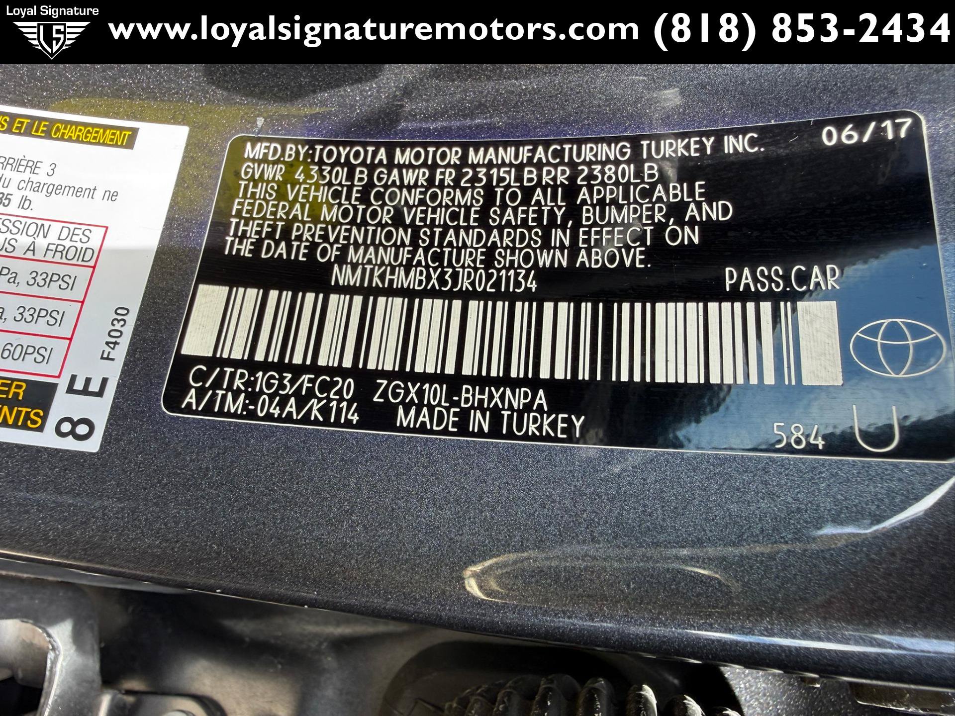 Used 2018 Toyota C-HR XLE FWD image 31