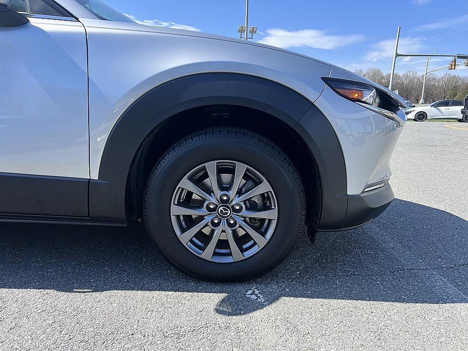 Used 2020 MAZDA CX-30 FWD image 11