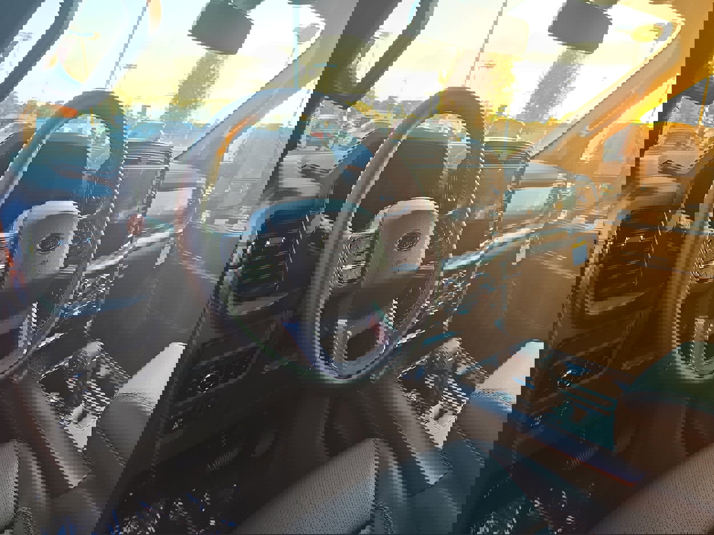 New 2025 Ford F150 Lariat image 32