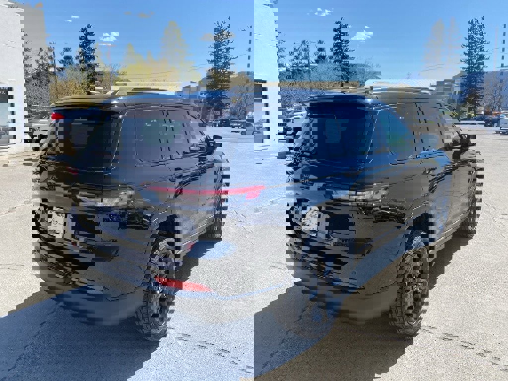 New 2025 Jeep Grand Cherokee L Limited w/ Black Appearance Package image 7