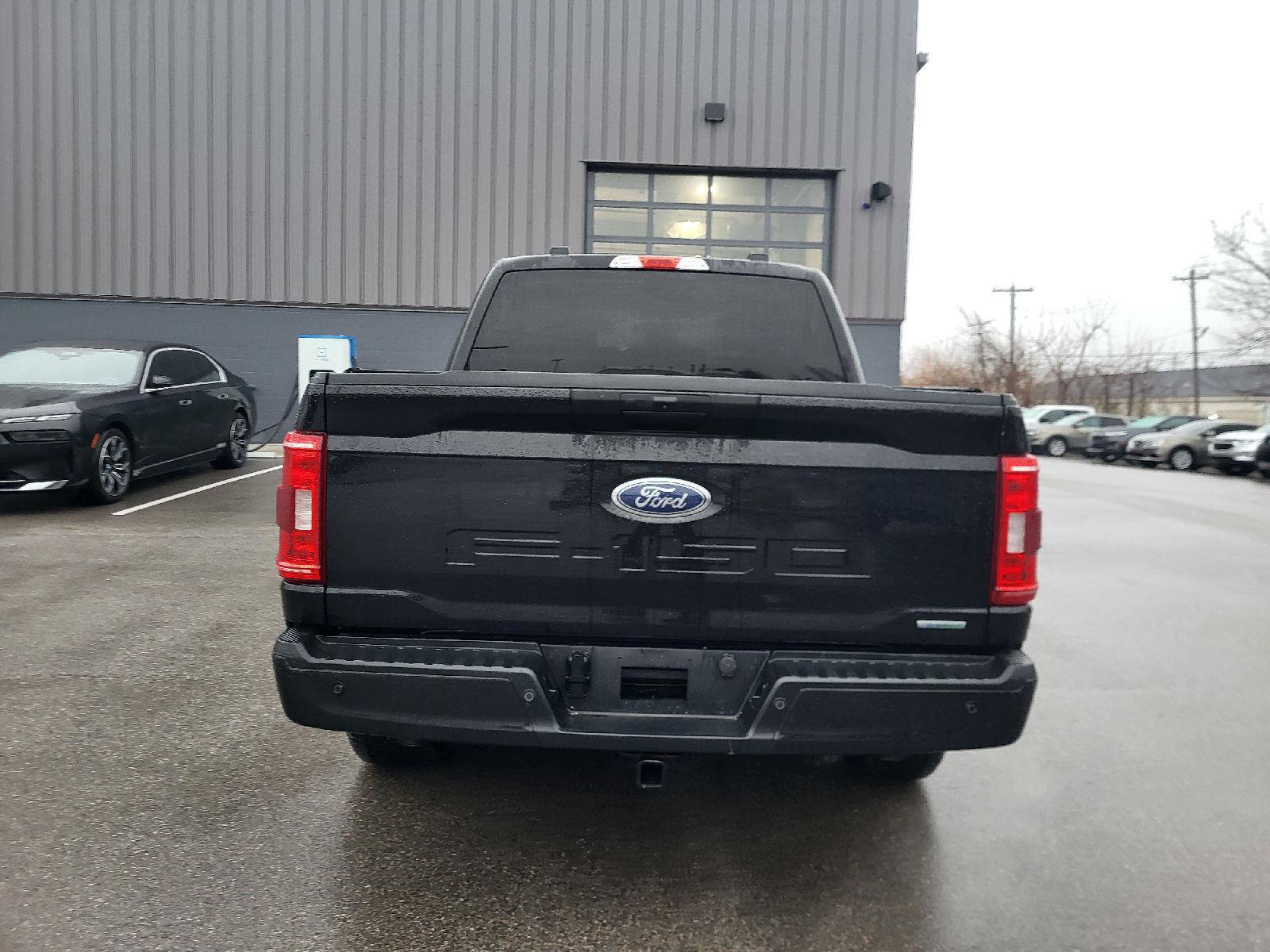 Used 2022 Ford F150 XLT w/ Equipment Group 301A Mid image 4