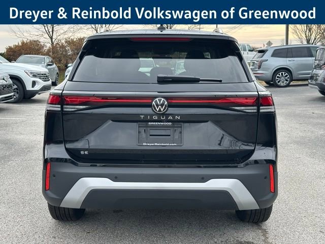 New 2026 Volkswagen Tiguan SE image 6