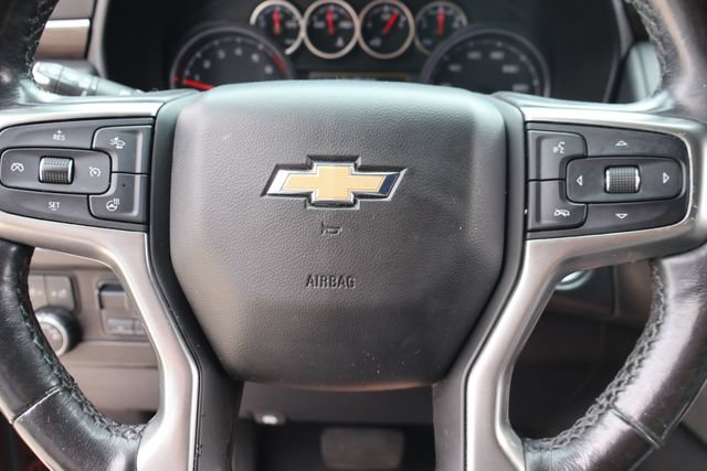 Used 2021 Chevrolet Suburban LT w/ LT Signature Package RWD image 24