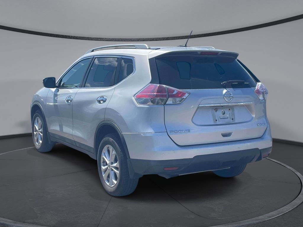 Used 2015 Nissan Rogue SV w/ SV Moonroof Package image 8