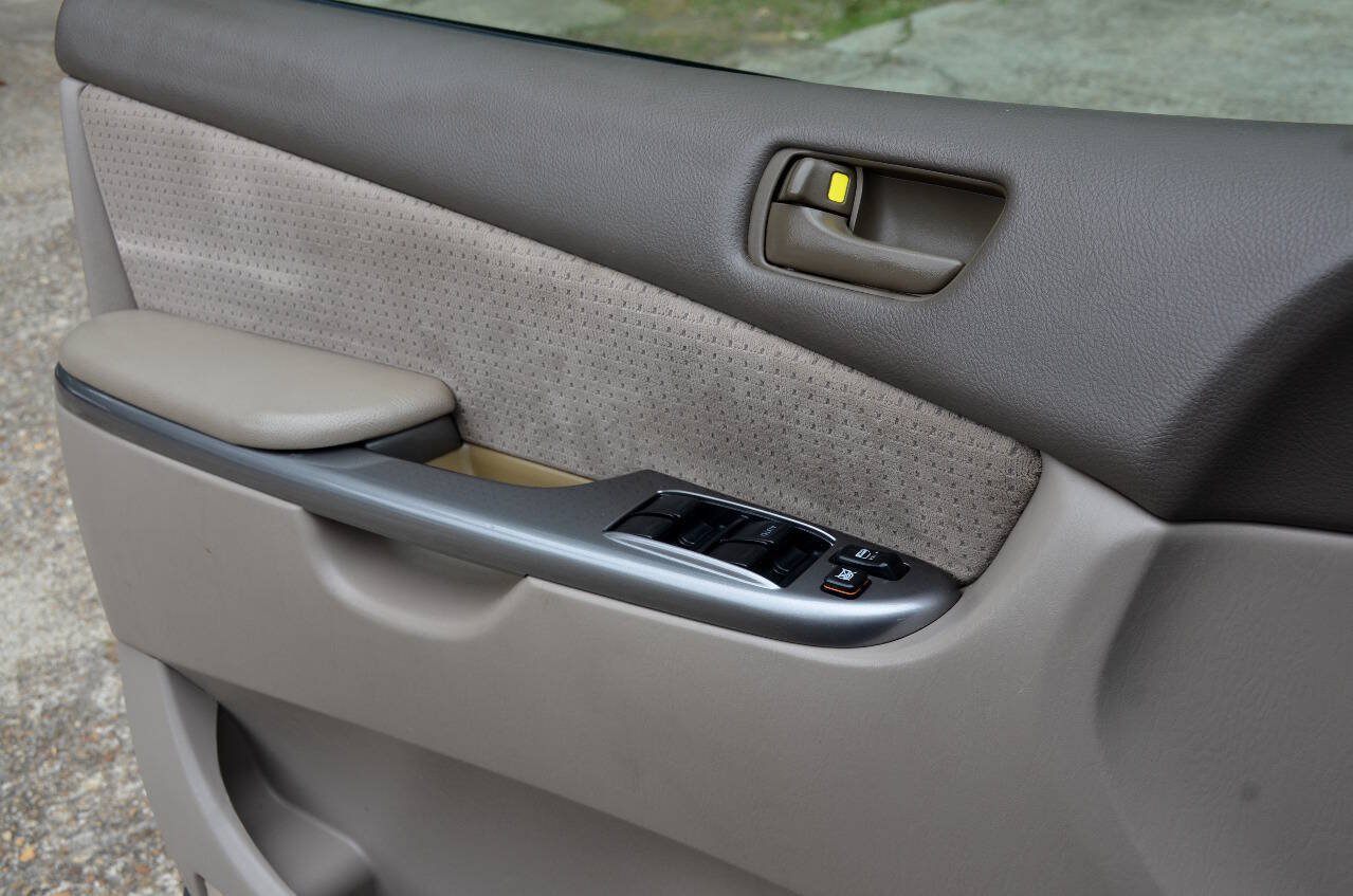 Used 2008 Toyota Sienna LE FWD image 15