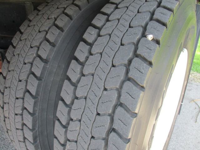 Used 2023 Ford F650 2WD Regular Cab Super Duty image 34