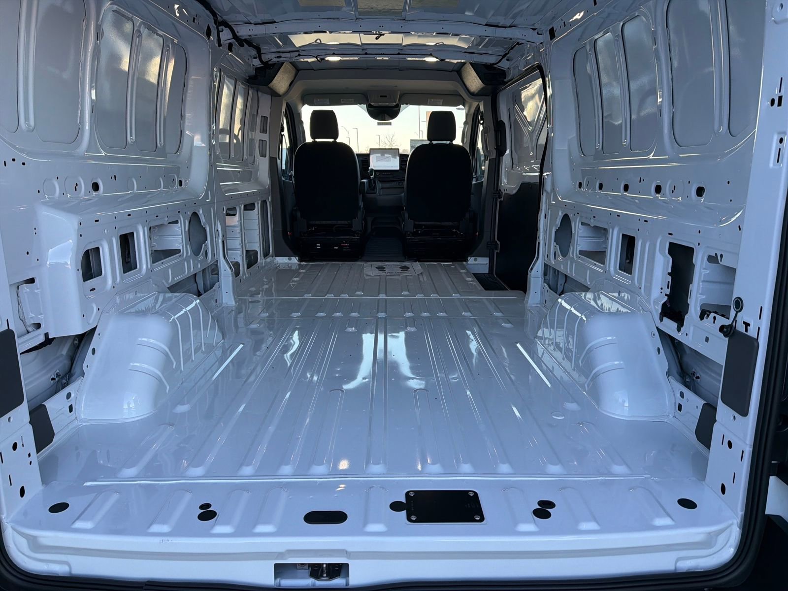 New 2026 Ford Transit 150 Low Roof RWD image 21