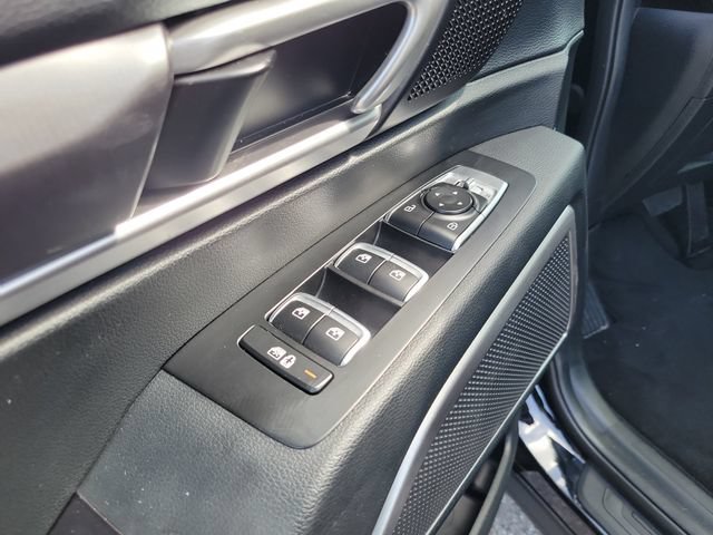 Used 2025 Kia Telluride S FWD image 17