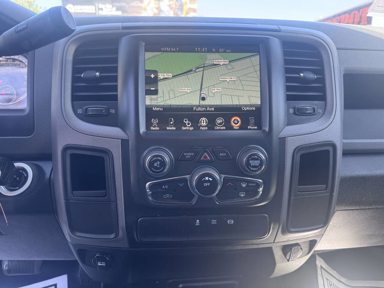 Used 2014 RAM 2500 Tradesman w/ Chrome Appearance Group AWD/4WD image 13