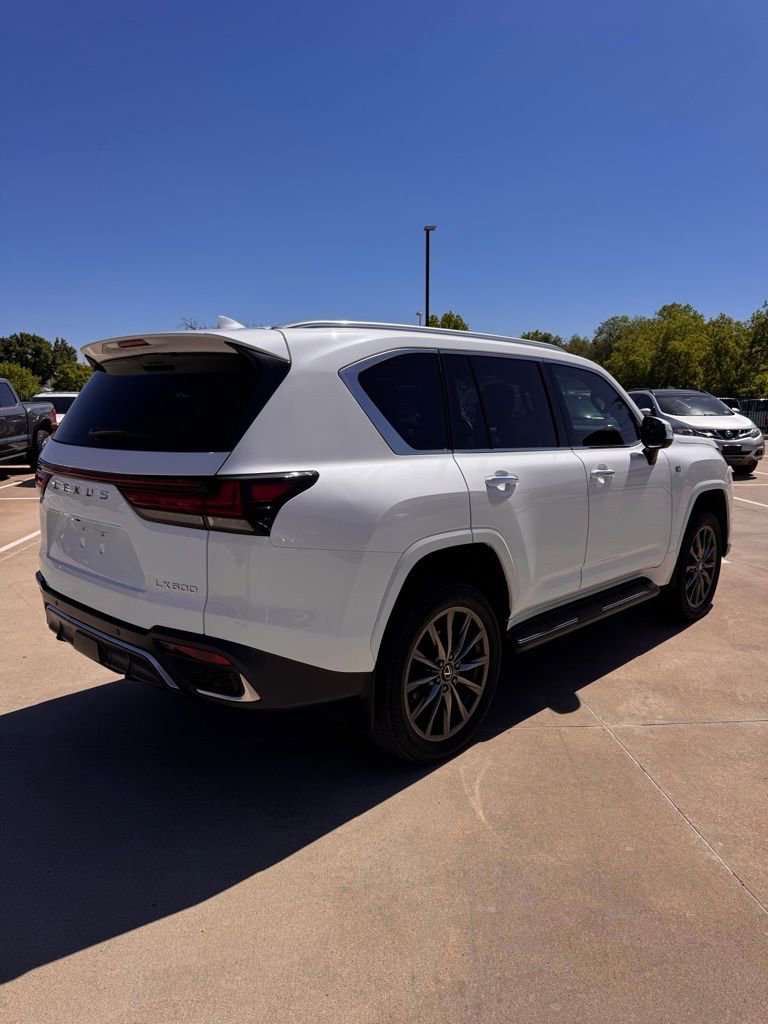 Used 2022 Lexus LX 600 F Sport image 8