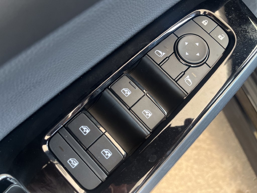 New 2026 Nissan Pathfinder SL FWD image 11