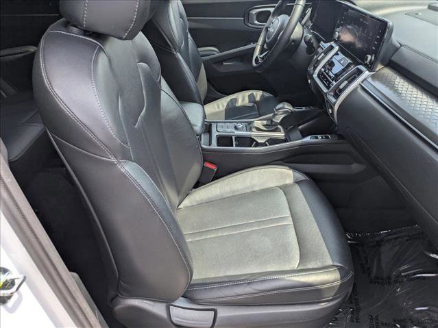 Used 2022 Kia Sorento S image 19