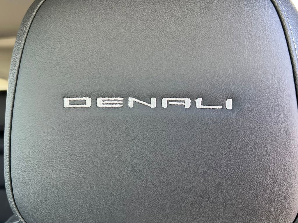 New 2026 GMC Terrain Denali w/ LPO, Floor Liner Package image 13