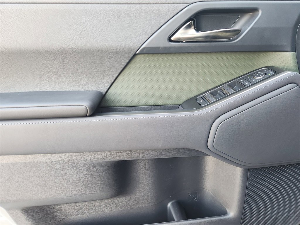 Used 2025 Lexus GX 550 image 22