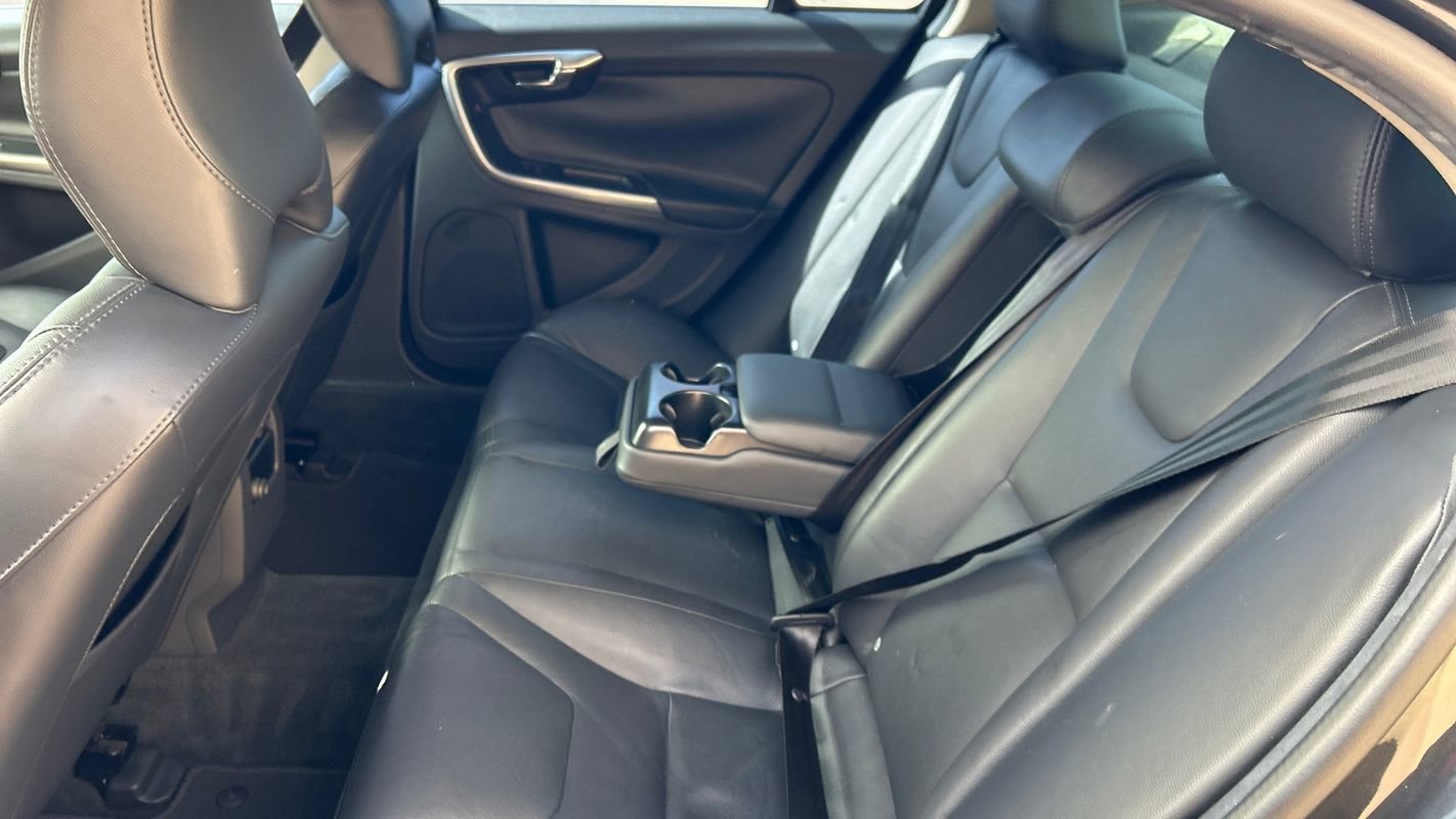 Used 2015 Volvo S60 T5 Premier image 10