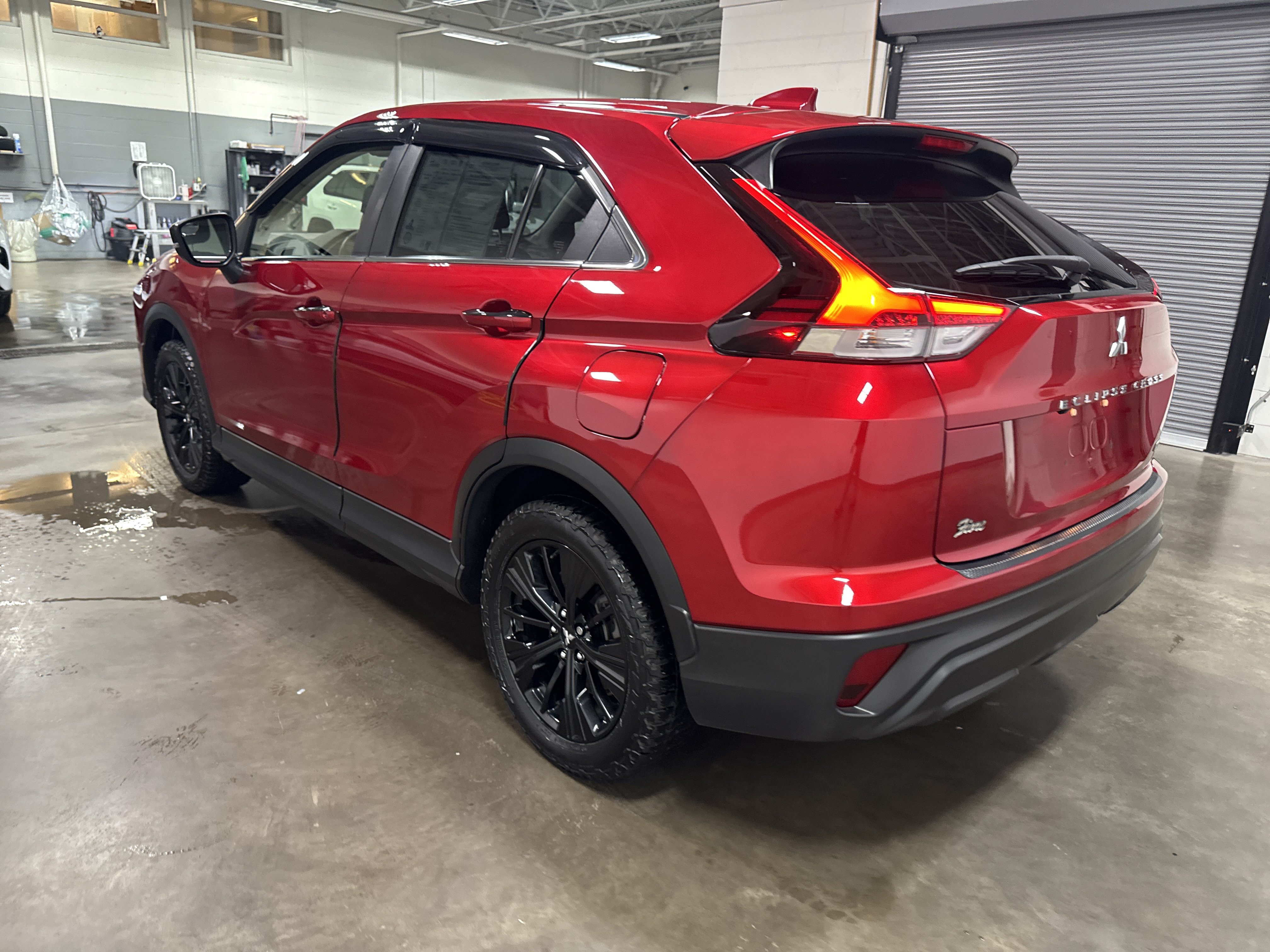 Used 2022 Mitsubishi Eclipse Cross LE AWD/4WD image 5