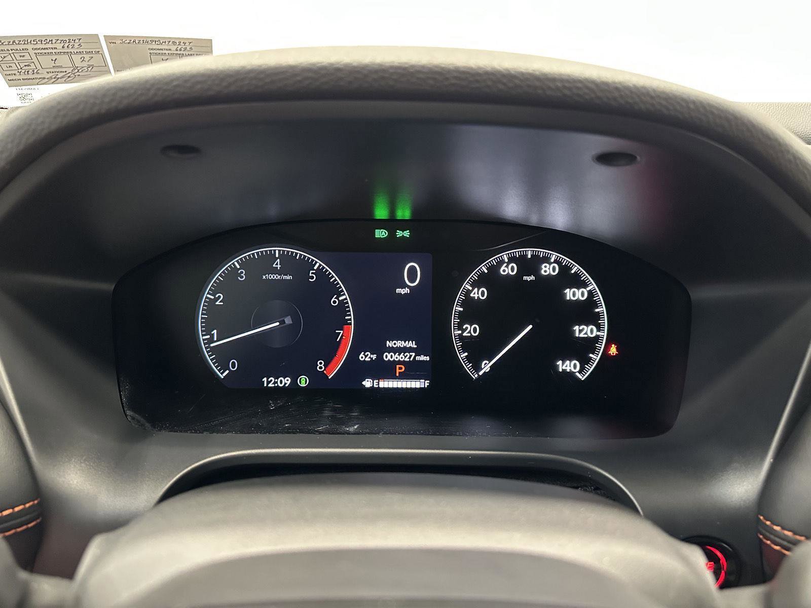 Certified 2025 Honda HR-V Sport image 15