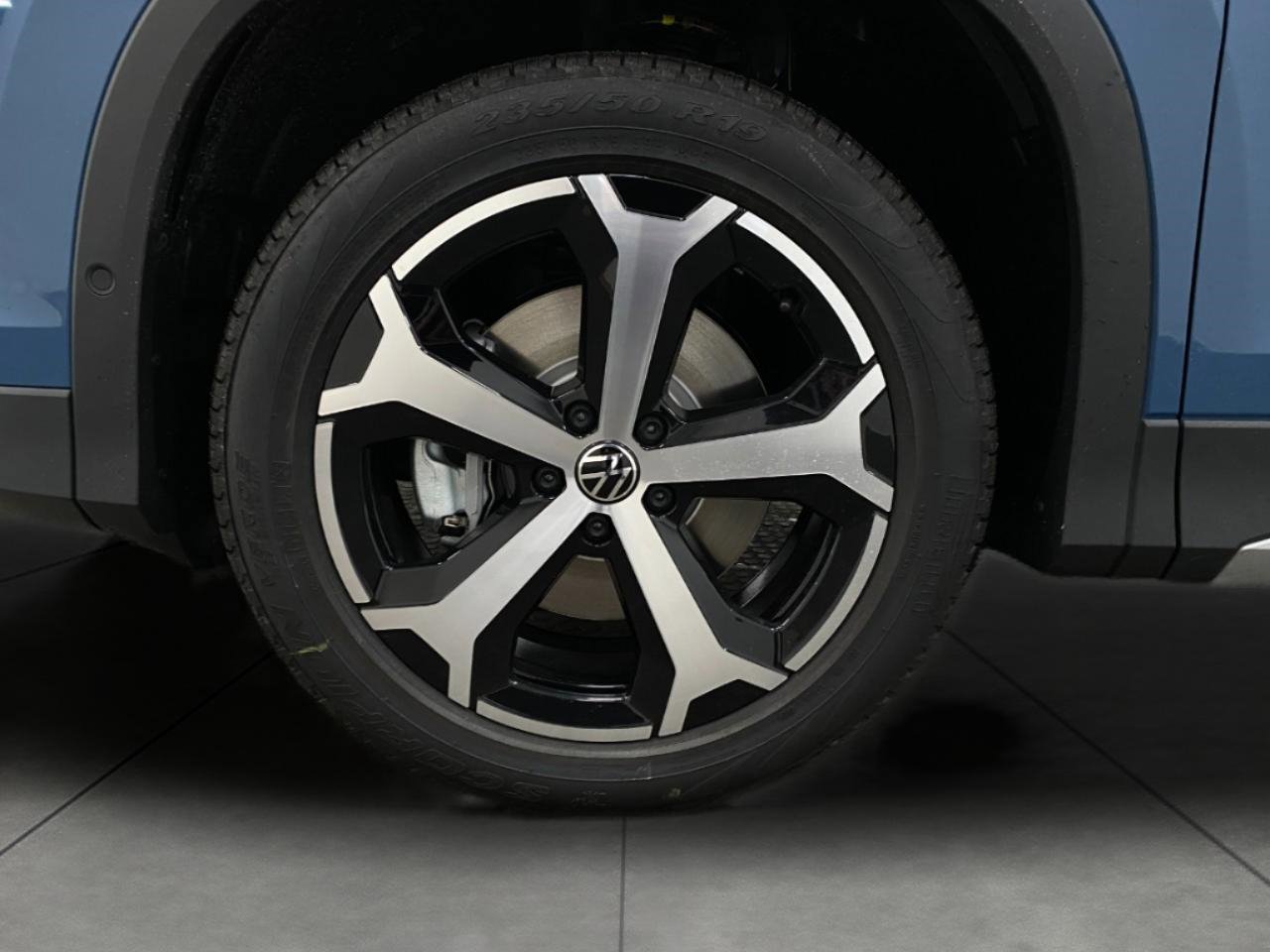 New 2026 Volkswagen Tiguan SE image 12