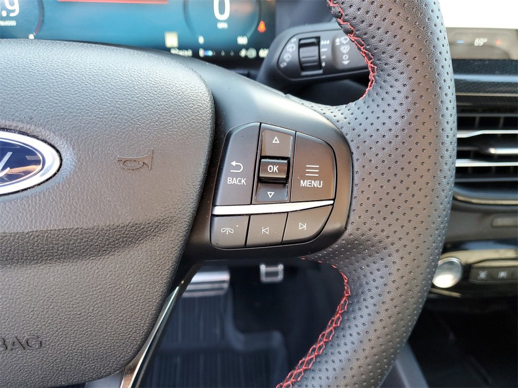 Certified 2023 Ford Escape ST-Line Elite w/ Premium Technology Package image 19