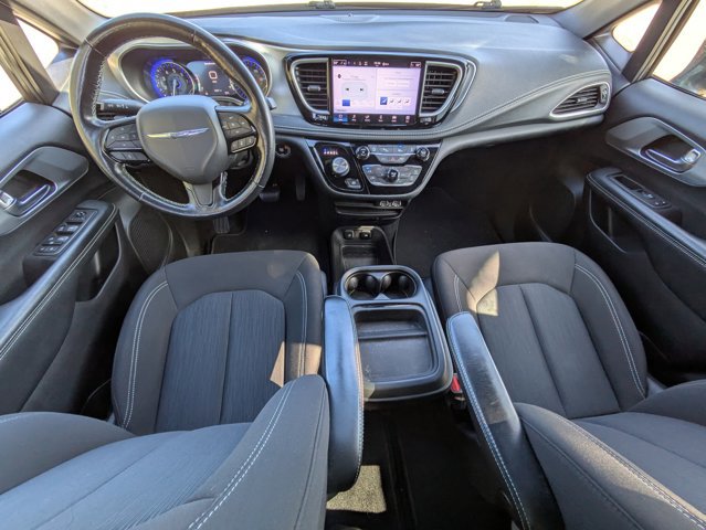 Used 2021 Chrysler Pacifica Touring w/ S Appearance Package image 10