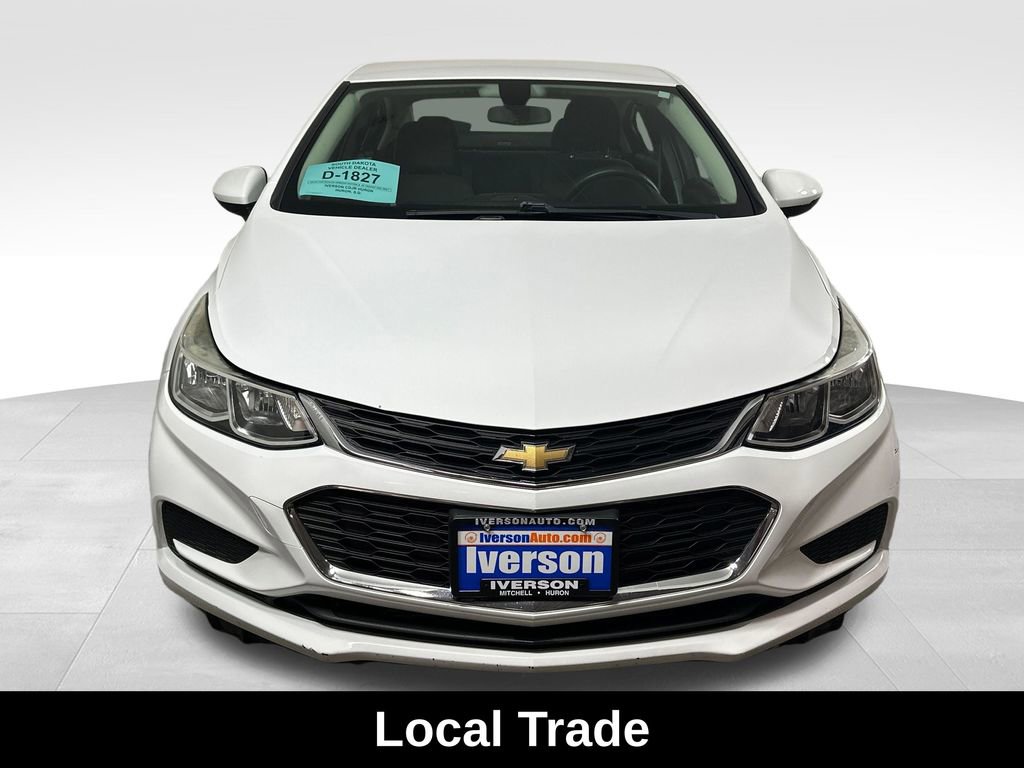 Used 2017 Chevrolet Cruze LS FWD image 3