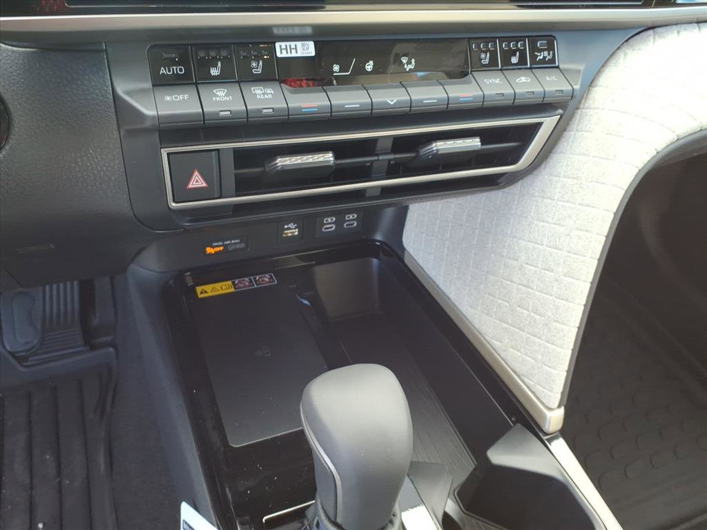 New 2026 Toyota Camry XLE image 14