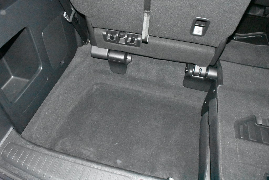 Used 2025 Honda Odyssey Touring image 35