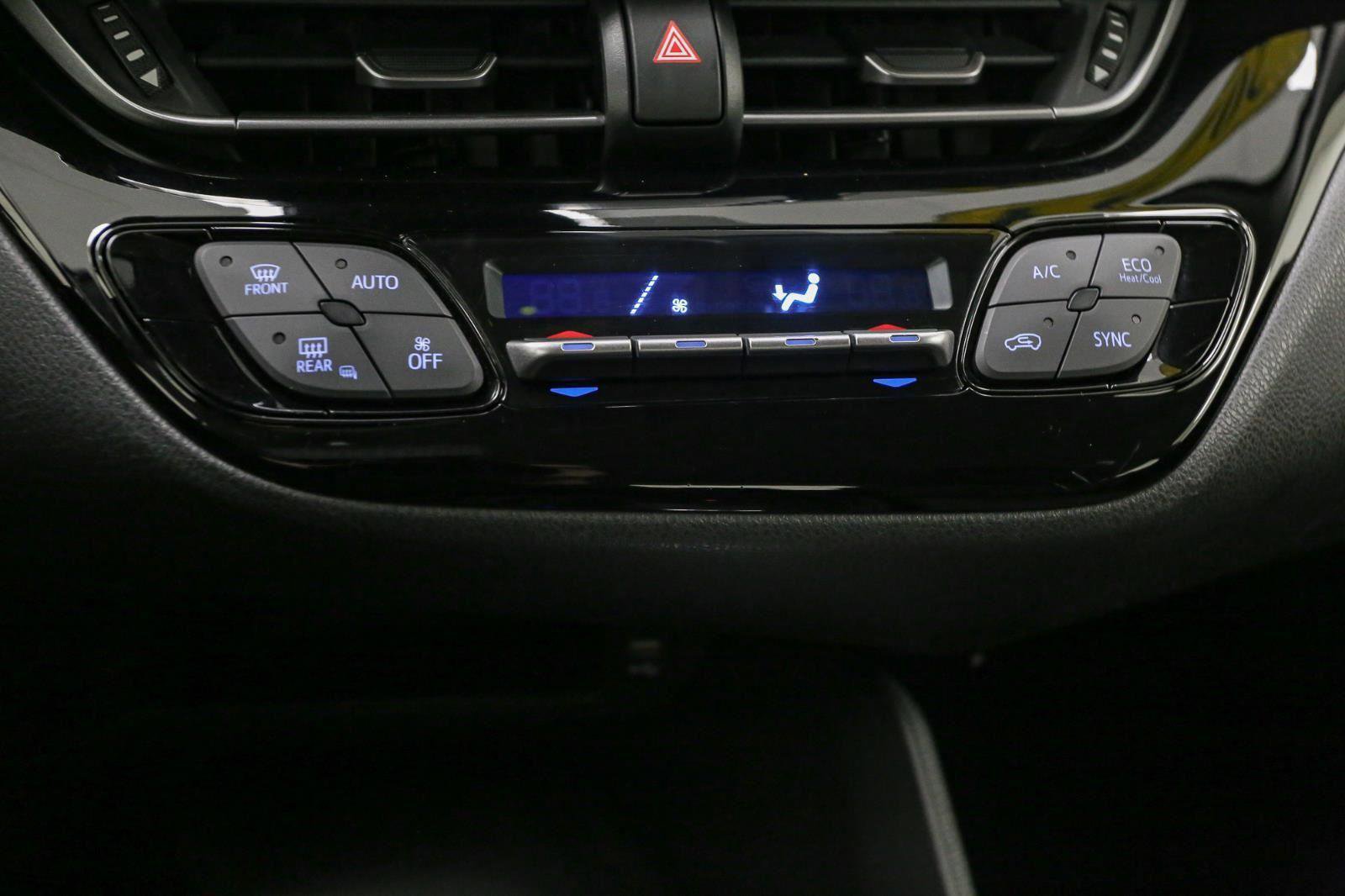 Used 2021 Toyota C-HR LE image 31