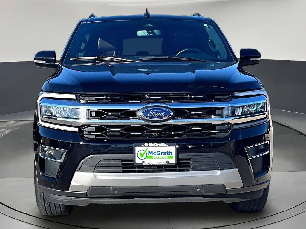 Used 2024 Ford Expedition Limited AWD/4WD image 2