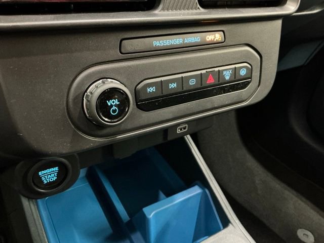 Used 2025 Ford Maverick XLT image 23