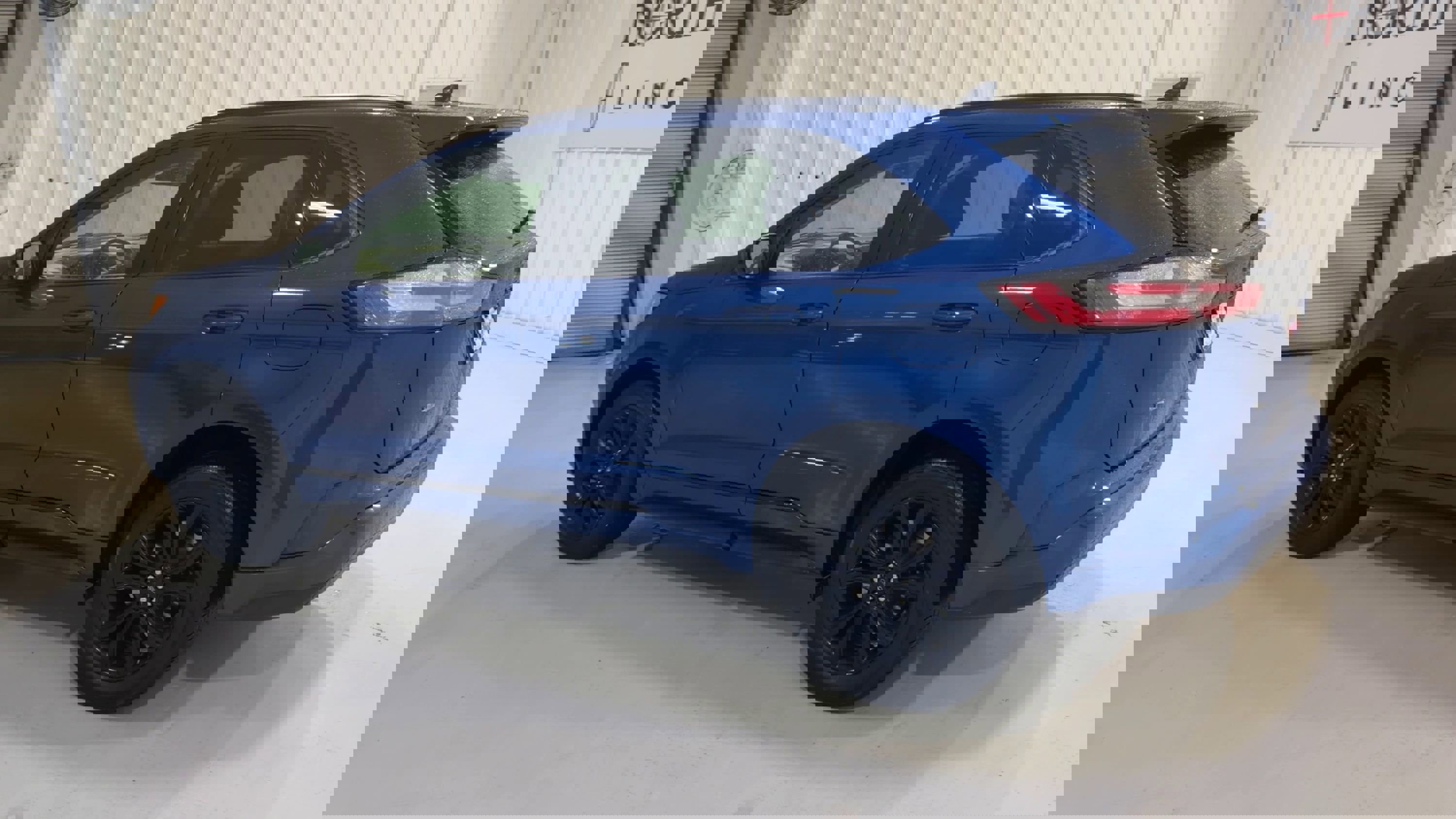 Used 2022 Ford Edge SE w/ Black Appearance Package image 7