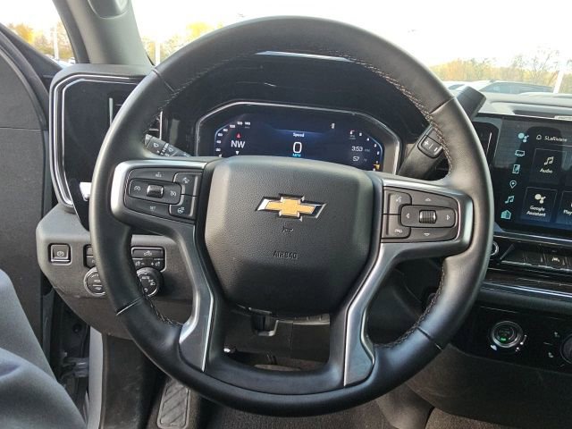 Used 2024 Chevrolet Silverado 1500 LT image 35