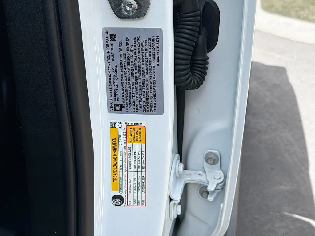 Used 2026 GMC Sierra 2500 AT4X AWD/4WD image 36
